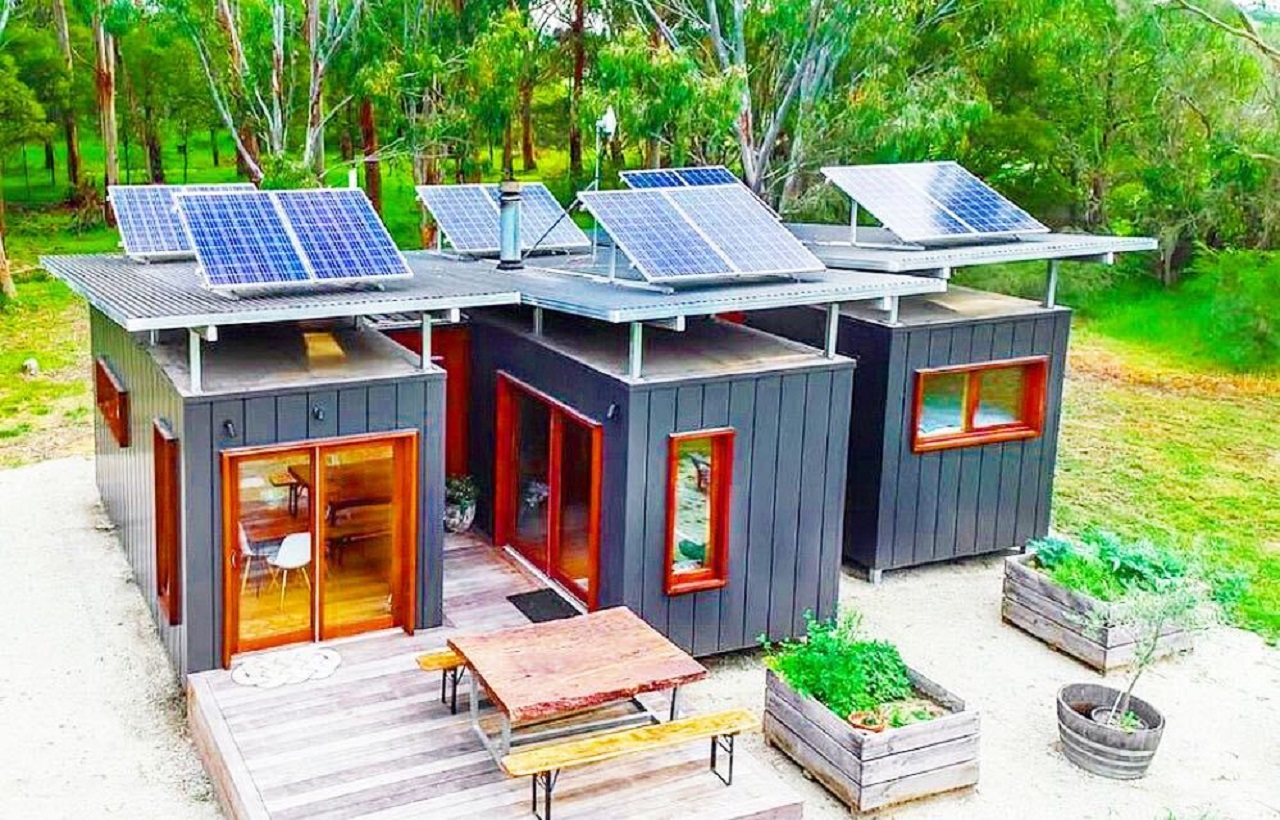 Cropped Tiny home